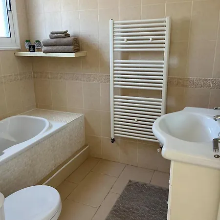 Сasa de vacaciones Morning Flower Mit Zentralheizung *